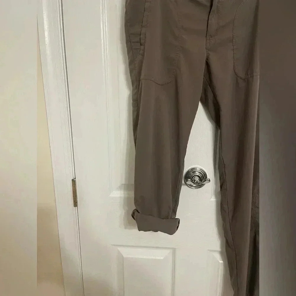 Patagonia Solimar Womens 6 Roll Up Stretch Camping Hiking Pants Beige Khaki SZ S - Picture 8 of 14